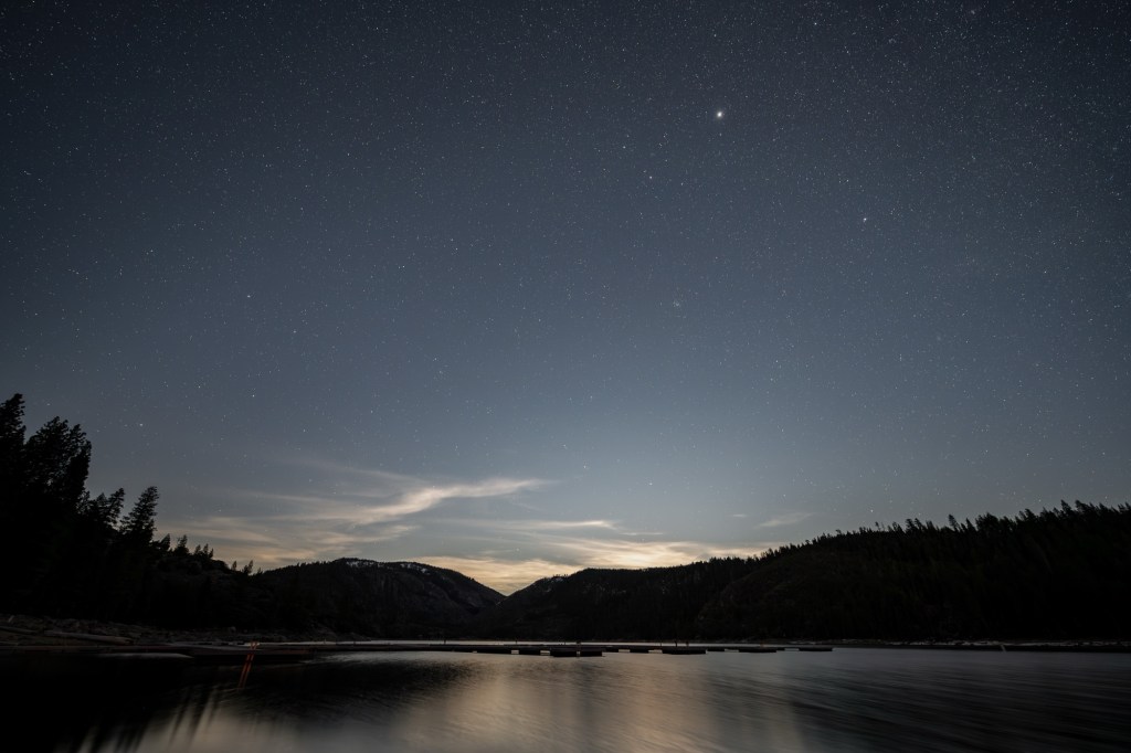 Capturing the Moonrise at Pinecrest Lake 02/03/2026&nbsp;🌙